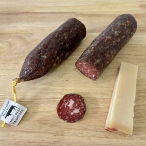 Beef salami parmesan (100 gram sliced)